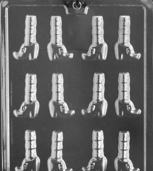 Molde de chocolate con forma de zapatos de bruja