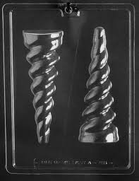 Molde grande de chocolate con forma de cuerno de unicornio