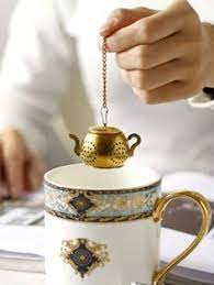 Gold Mini Tea Holder